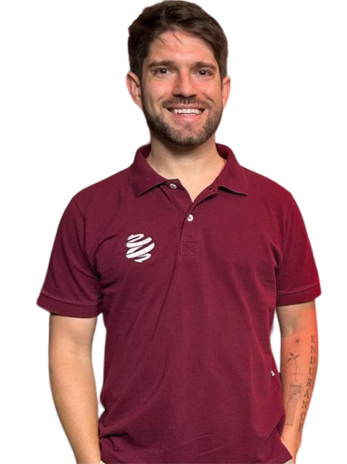 Dr Paulo Macedo - Homem de pele clara, cabelos e olhos claros.